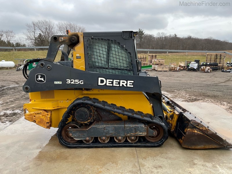 Construction  2019 John Deere 325G Compact Track Loader Photo